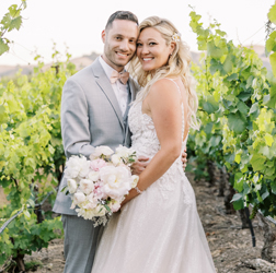 Tjiska & Mark Lovely Winery wedding